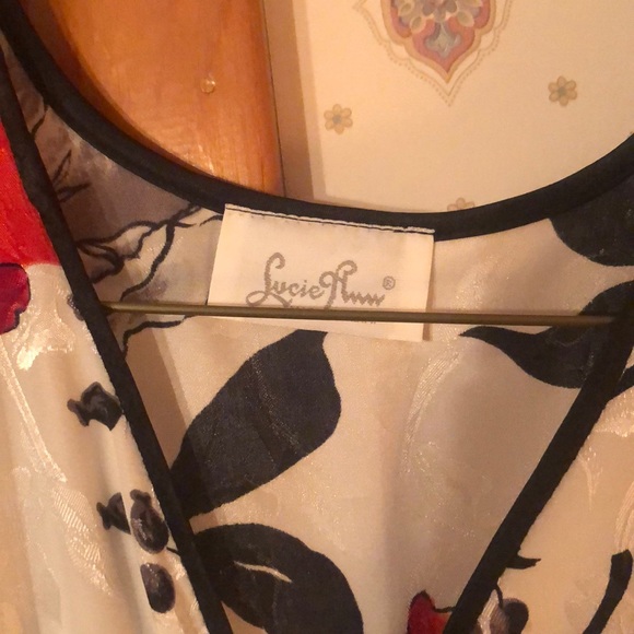 Dress - Picture 4 of 4